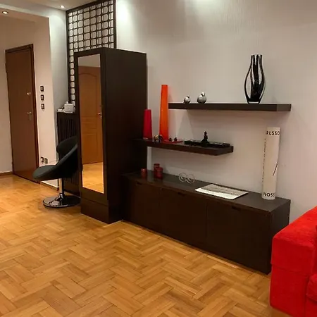Mr & Mrs Downtown Apartment *