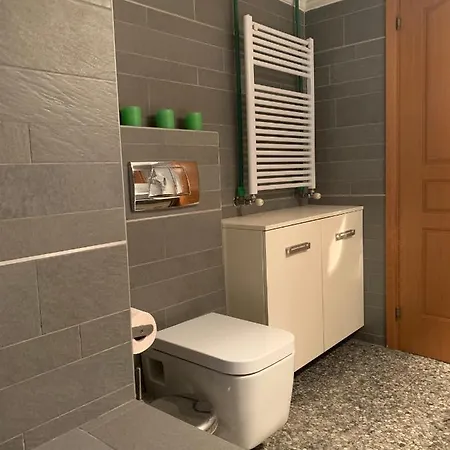 Mr & Mrs Downtown Apartment *